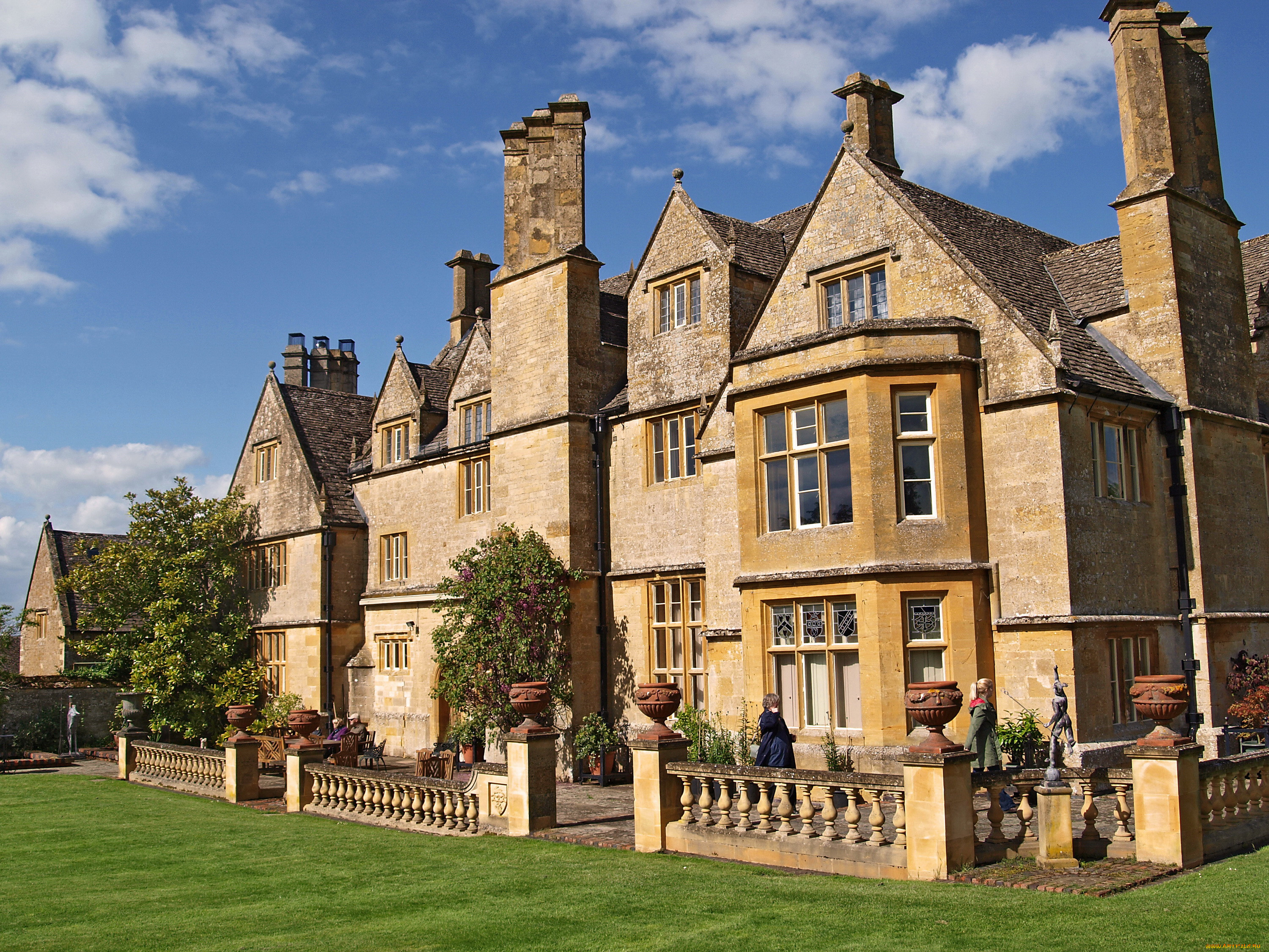 English housing. Warwickshire город. Варвикшир Англия. Уорикшир Англия домики. Warwickshire Великобритания.